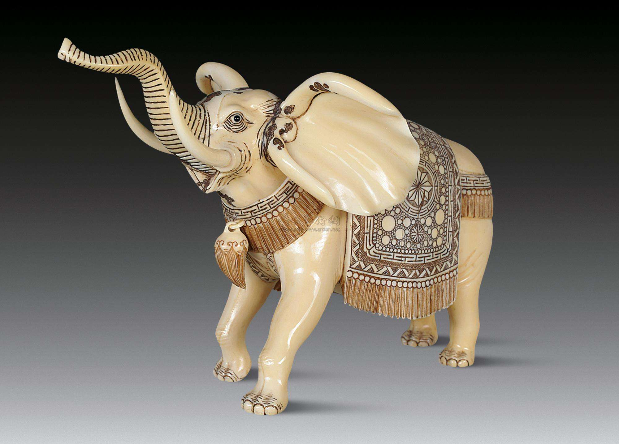 辦公寫字臺風水詳解，什么擺件能提升事業(yè)運？(圖2)